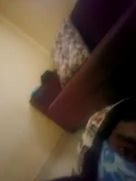 Snapshot of playboypunefrome chatting on 11/18/25, 08:52 playboypunefrome online show from 11/18/25, 08:52