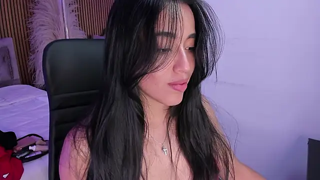 Snapshot of Starbutterflyy_ chatting on 03/10/26, 05:12 Starbutterflyy online show from 03/10/26, 05:12