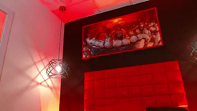 Lilih golden online show from 11/30/25, 11:47