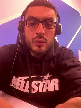 Snapshot of malek_xarx_ chatting on 01/05/26, 08:45 malek xarx online show from 01/05/26, 08:45