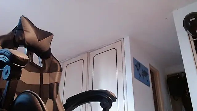 Snapshot of malek_xarx_ chatting on 02/08/26, 08:34 malek xarx online show from 02/08/26, 08:34