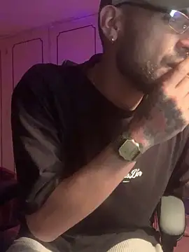 Snapshot of malek_xarx_ chatting on 03/03/26, 10:10 malek xarx online show from 03/03/26, 10:10