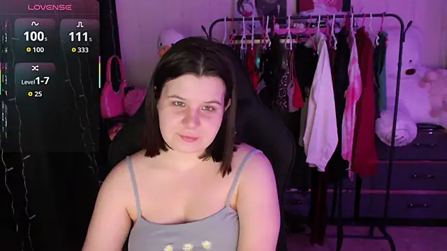 AmyVibess online show from 04/26/26, 06:16
