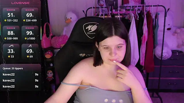 AmyVibess online show from 04/30/26, 08:57