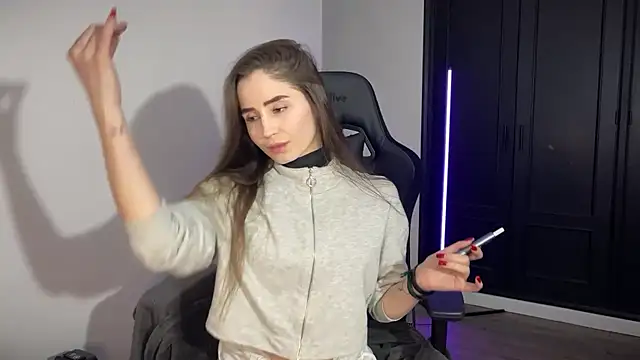 Snapshot of s_meow chatting on 01/11/26, 08:36 s meow online show from 01/11/26, 08:36