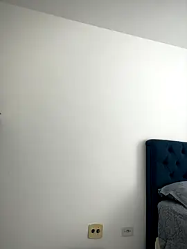 Miss-Brazil online show from 12/14/25, 01:49