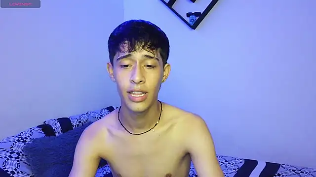 Snapshot of Danny_cute_05 chatting on 10/03/25, 12:18 Danny cute 05 online show from 10/03/25, 12:18