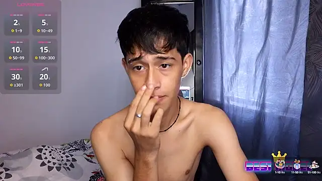 Snapshot of Danny_cute_05 chatting on 10/06/25, 02:03 Danny cute 05 online show from 10/06/25, 02:03