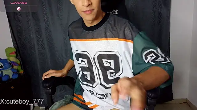 Snapshot of Danny_cute_05 chatting on 01/09/26, 03:26 Danny cute 05 online show from 01/09/26, 03:26