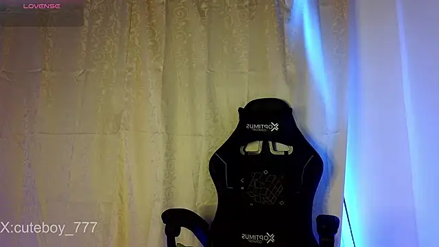 Snapshot of Danny_cute_05 chatting on 02/05/26, 12:59 Danny cute 05 online show from 02/05/26, 12:59