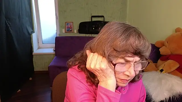 Betty Brick online show from 05/28/26, 04:26