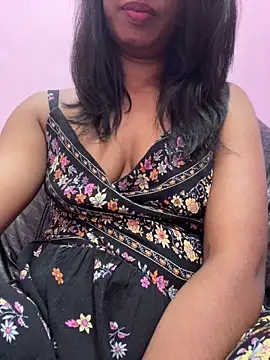 Snapshot of tamil_Aarathi chatting on 12/03/25, 05:55 tamil Aarathi online show from 12/03/25, 05:55