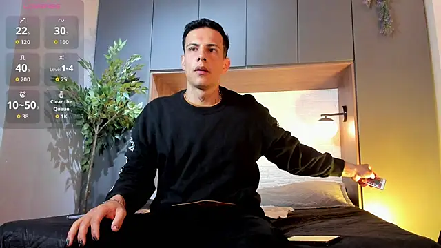 Snapshot of Dustin_Sonne chatting on 10/10/25, 03:38 Dustin Sonne online show from 10/10/25, 03:38