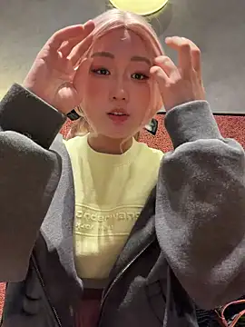 winter11 online show from 11/13/25, 04:44