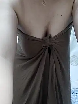 Snapshot of linakhalifa chatting on 09/20/25, 06:42 linakhalifa online show from 09/20/25, 06:42