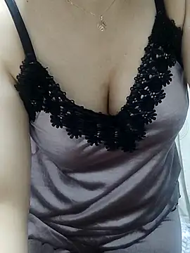 Snapshot of linakhalifa chatting on 09/28/25, 08:58 linakhalifa online show from 09/28/25, 08:58