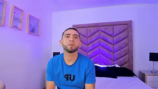 Snapshot of Lushian_ chatting on 09/27/25, 03:39 Lushian online show from 09/27/25, 03:39