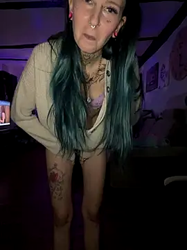 Seductively4 20 online show from 12/13/25, 07:53