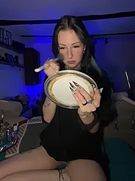 Seductively4 20 online show from 12/18/25, 04:57