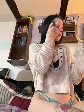 Snapshot of Seductively4_20 chatting on 01/18/26, 09:46 Seductively4 20 online show from 01/18/26, 09:46