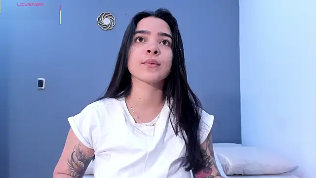 KamilaBetancourt online show from 06/14/26, 12:40