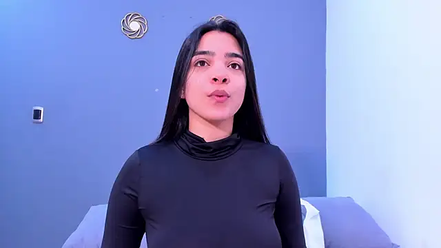 Snapshot of KamilaBetancourt chatting on 06/26/26, 01:04 KamilaBetancourt online show from 06/26/26, 01:04