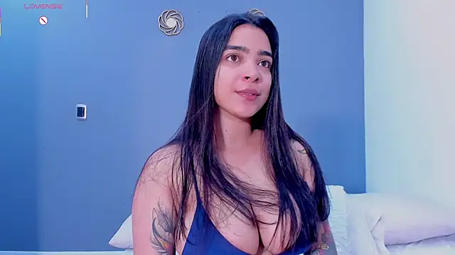 Snapshot of KamilaBetancourt chatting on 07/23/26, 12:36 KamilaBetancourt online show from 07/23/26, 12:36