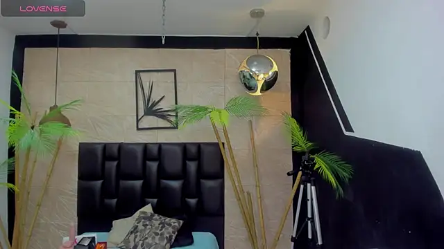 alana bonny online show from 04/10/26, 12:43