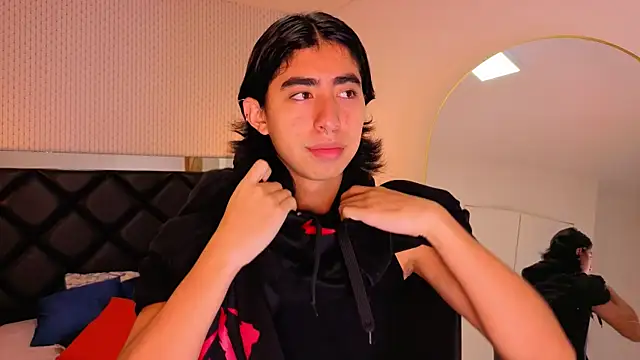 ryo light online show from 10/16/25, 08:10