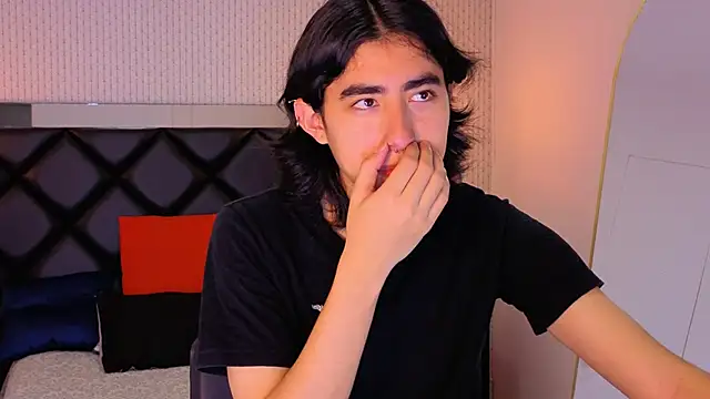 ryo light online show from 10/19/25, 08:09