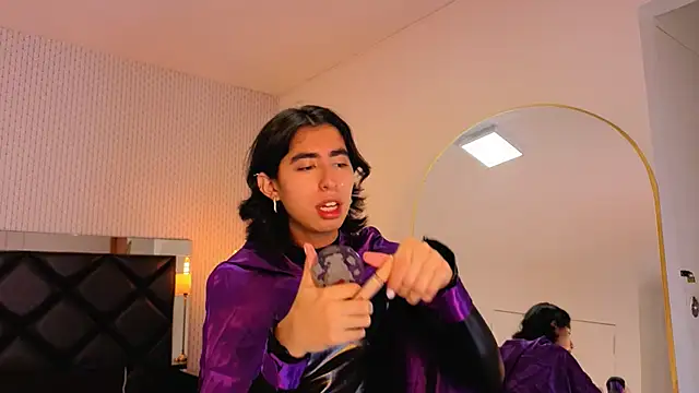 ryo light online show from 10/30/25, 08:53