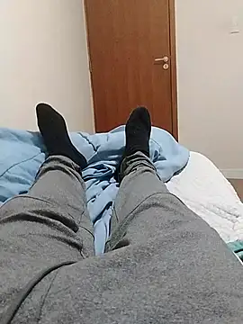 Snapshot of LeoMaduroSP chatting on 09/28/25, 01:44 LeoMaduroSP online show from 09/28/25, 01:44