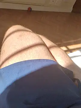 Snapshot of LeoMaduroSP chatting on 09/30/25, 11:37 LeoMaduroSP online show from 09/30/25, 11:37