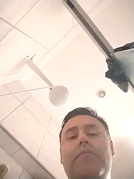 Snapshot of LeoMaduroSP chatting on 02/26/26, 02:38 LeoMaduroSP online show from 02/26/26, 02:38