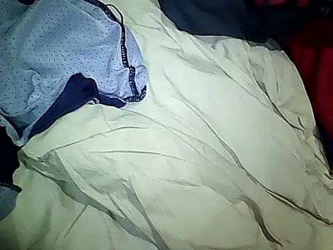 Snapshot of 20cmloiro chatting on 09/28/25, 08:42 20cmloiro online show from 09/28/25, 08:42