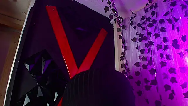 ivonne diaz1 online show from 11/03/25, 07:37