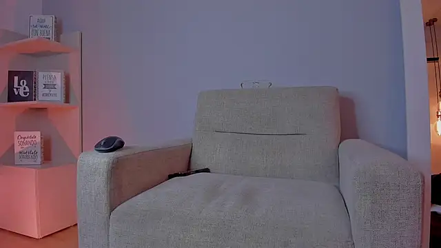 KylliamLevis online show from 06/09/26, 08:09