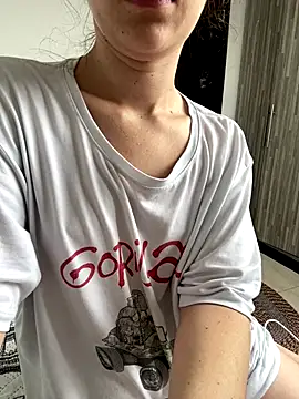 Megan colsom online show from 09/20/25, 04:08