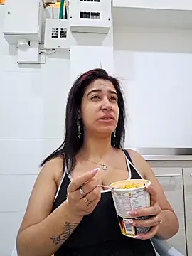Snapshot of Samantha_hotly chatting on 04/03/26, 02:37 Samantha hotly online show from 04/03/26, 02:37