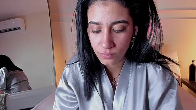 Snapshot of Samantha_hotly chatting on 04/13/26, 09:59 Samantha hotly online show from 04/13/26, 09:59