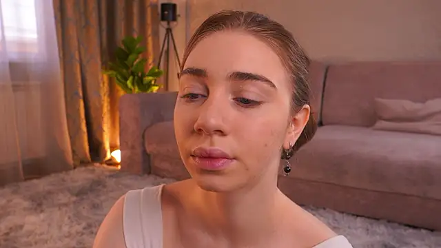 EadlinGillim online show from 03/19/26, 03:21