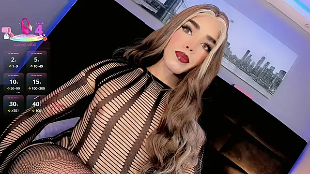 Baby-Isa online show from 11/07/25, 06:02