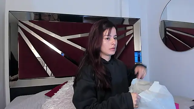 valerieMattson online show from 10/09/25, 02:26