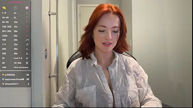 Snapshot of smileegirl chatting on 11/20/25, 08:08 smileegirl online show from 11/20/25, 08:08