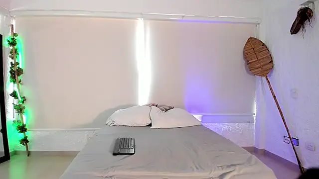 Snapshot of catleya_noire chatting on 10/11/25, 08:07 catleya noire online show from 10/11/25, 08:07