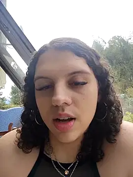 Snapshot of catleya_noire chatting on 10/27/25, 08:02 catleya noire online show from 10/27/25, 08:02