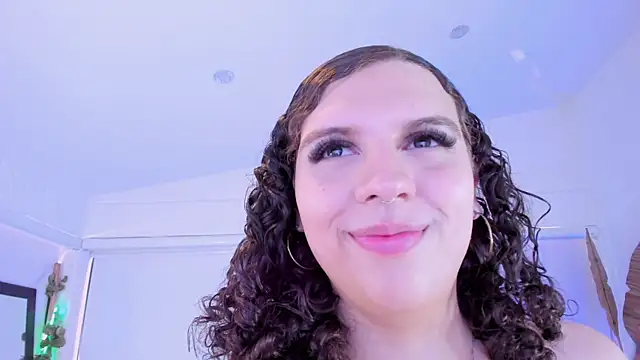 Snapshot of catleya_noire chatting on 12/01/25, 08:03 catleya noire online show from 12/01/25, 08:03