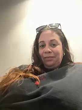 PrettyKittyMia online show from 04/04/26, 04:15