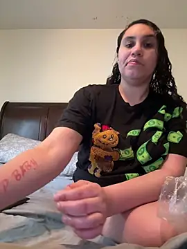 Snapshot of carlithefreak chatting on 02/17/26, 06:36 carlithefreak online show from 02/17/26, 06:36