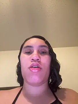 Snapshot of carlithefreak chatting on 05/15/26, 09:33 carlithefreak online show from 05/15/26, 09:33